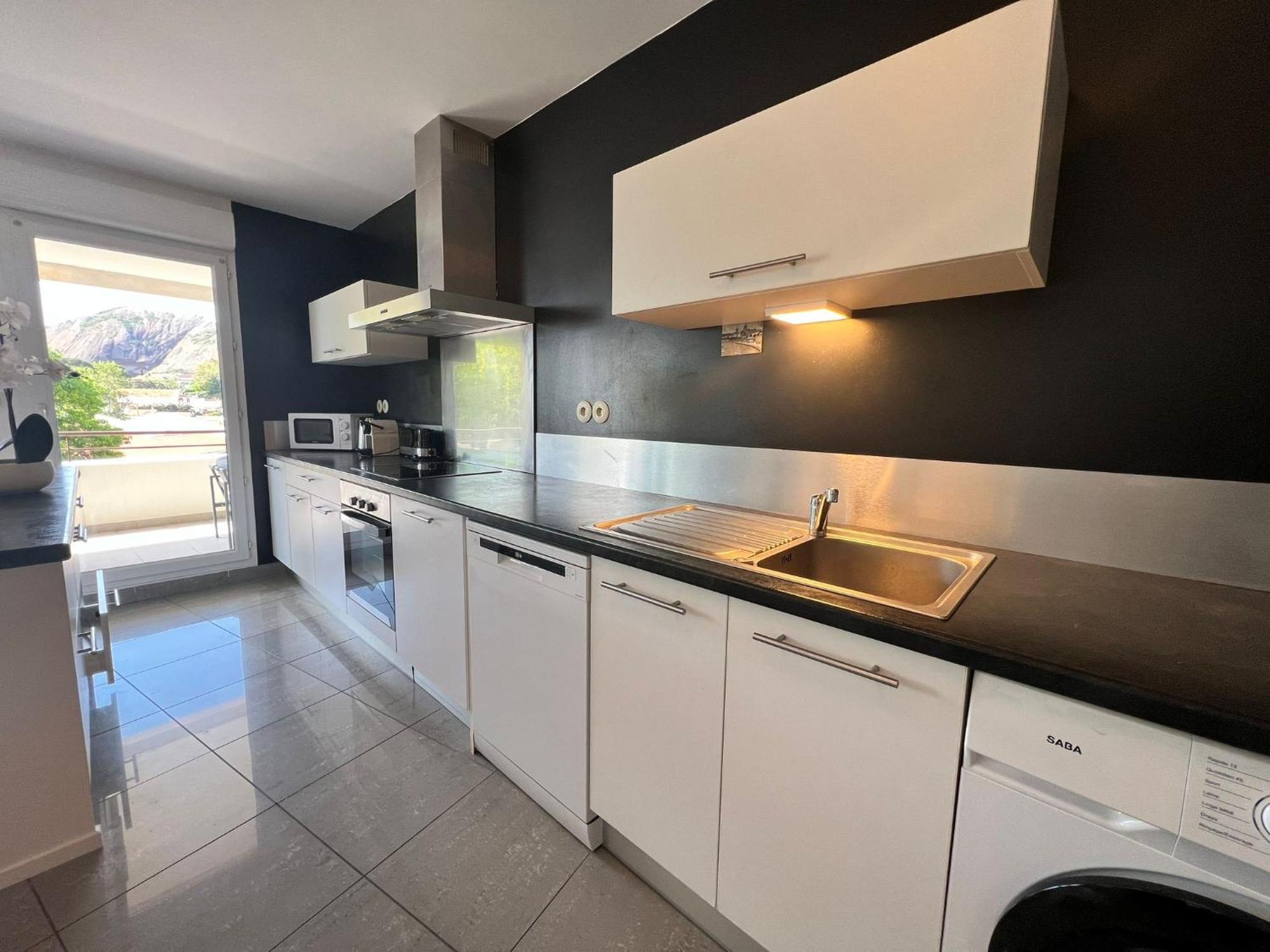 Grand T3 Neuf Proche Port/Centre Ville Ла Сиота Екстериор снимка
